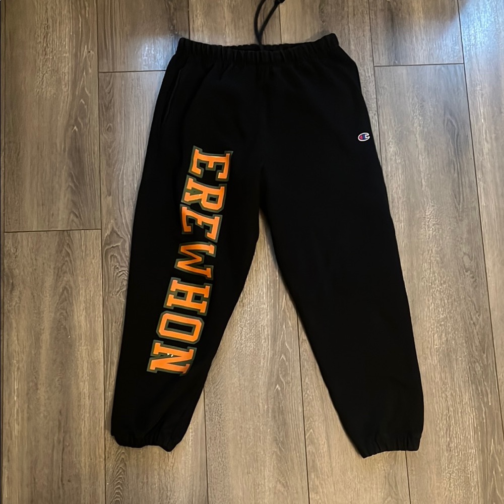 Erewhon champion sweats M